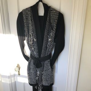 LYSSE Sweater Vest NWT Sm blk wht crm